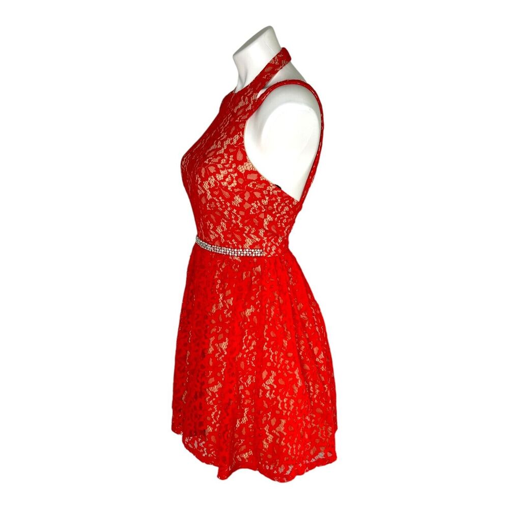 JODI KRISTOPHER Red Sleeveless Rhinestone Detail Party Lace Mini Dress Juniors 5 - Picture 4 of 8